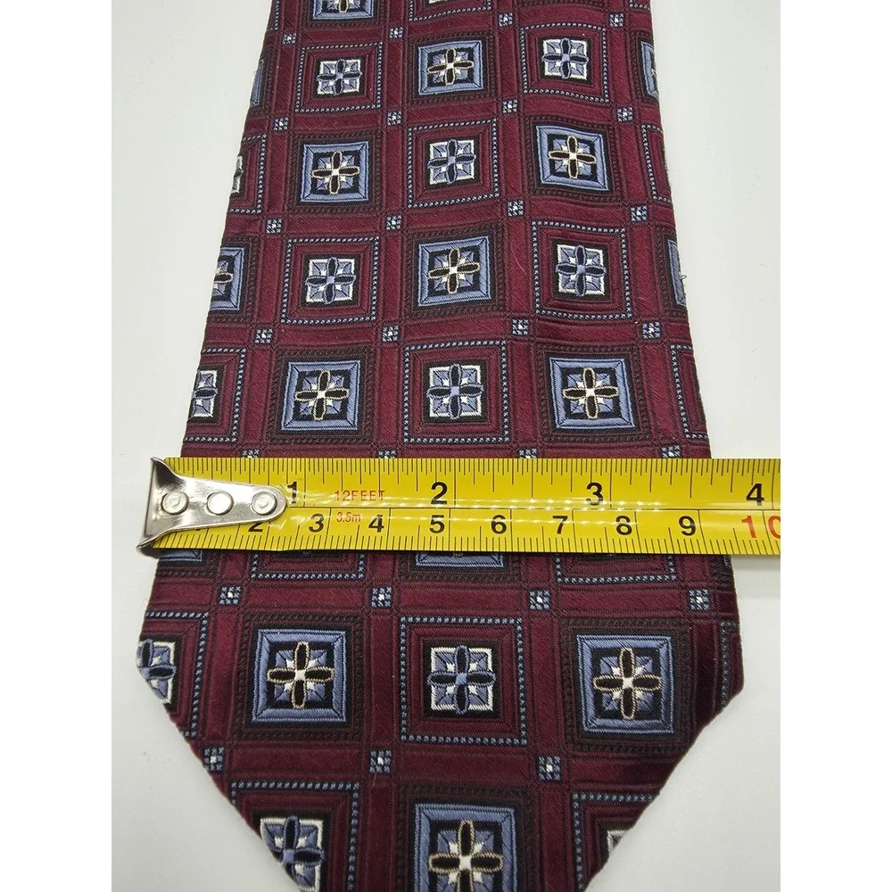 VTG Joseph A Bank USA Handmade Silk Tie Burgundy Geometric Jacquard 3.75
